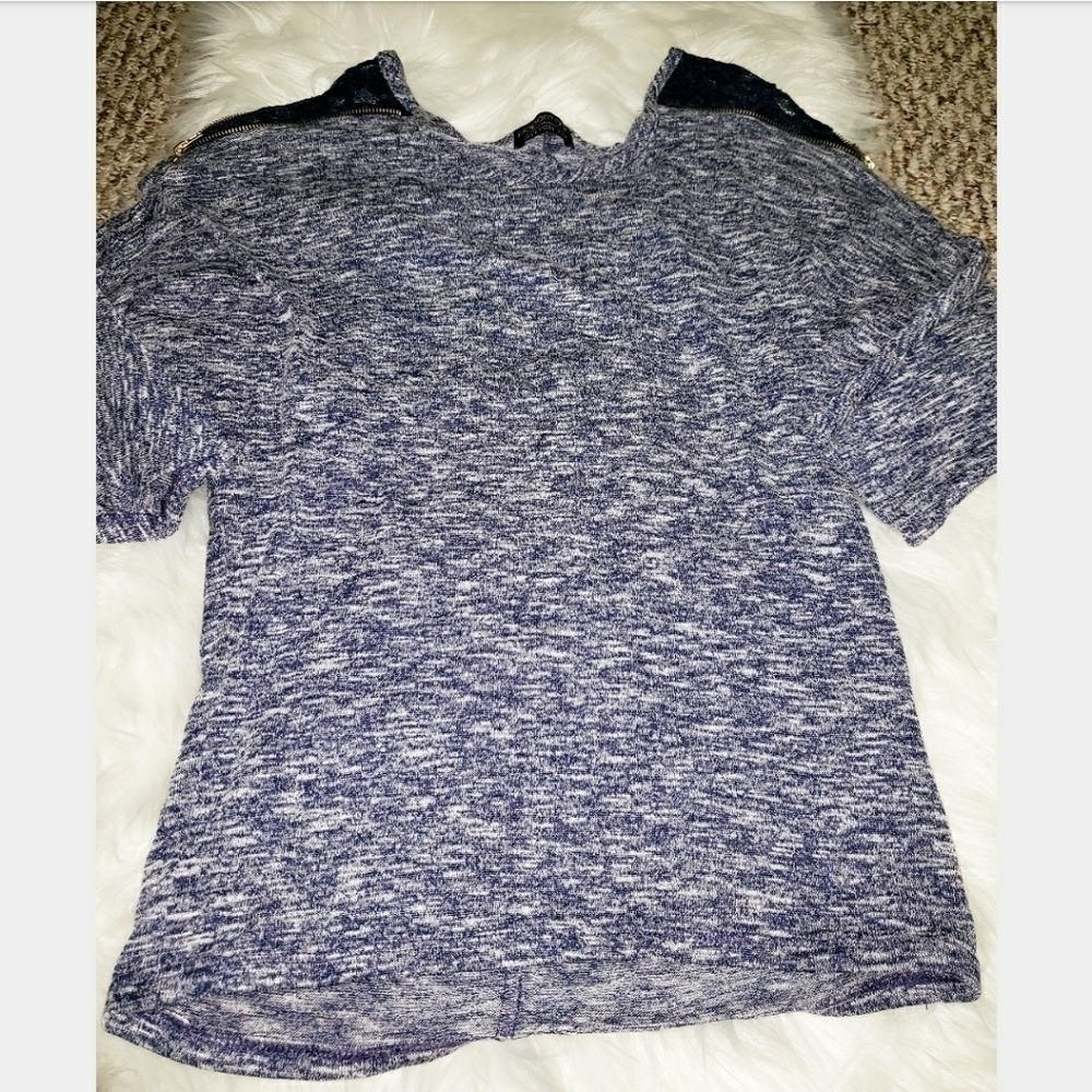 PAPERMOON Laurenza Lace Knit Zippered Top